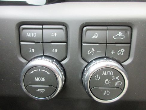 New 2026 GMC Sierra 3500 AT4 image 16