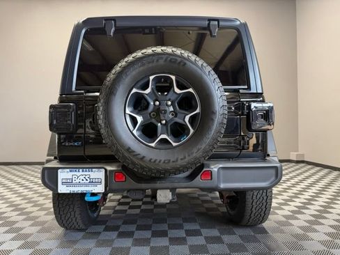 Used 2022 Jeep Wrangler Unlimited Rubicon 4xe w/ Cold Weather Group AWD/4WD image 10