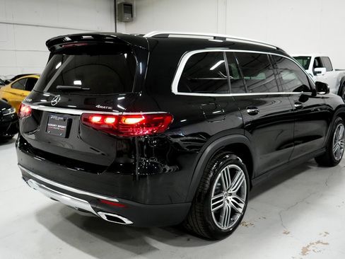 Used 2024 Mercedes-Benz GLS 450 4MATIC image 51