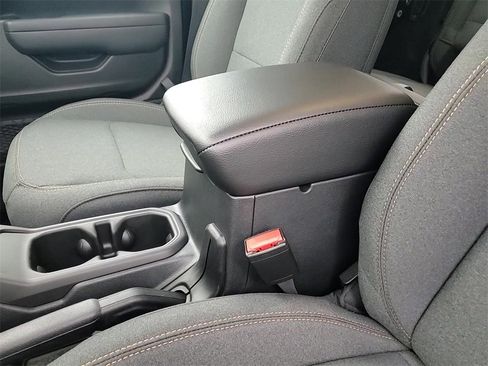 New 2025 Jeep Wrangler Sport S image 19