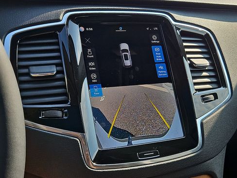 Certified 2023 Volvo XC90 B6 Plus w/ Protection Package AWD/4WD image 19