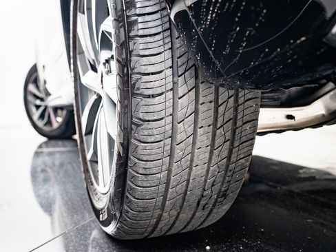 Used 2024 Audi Q5 2.0T Premium w/ Convenience Package image 39