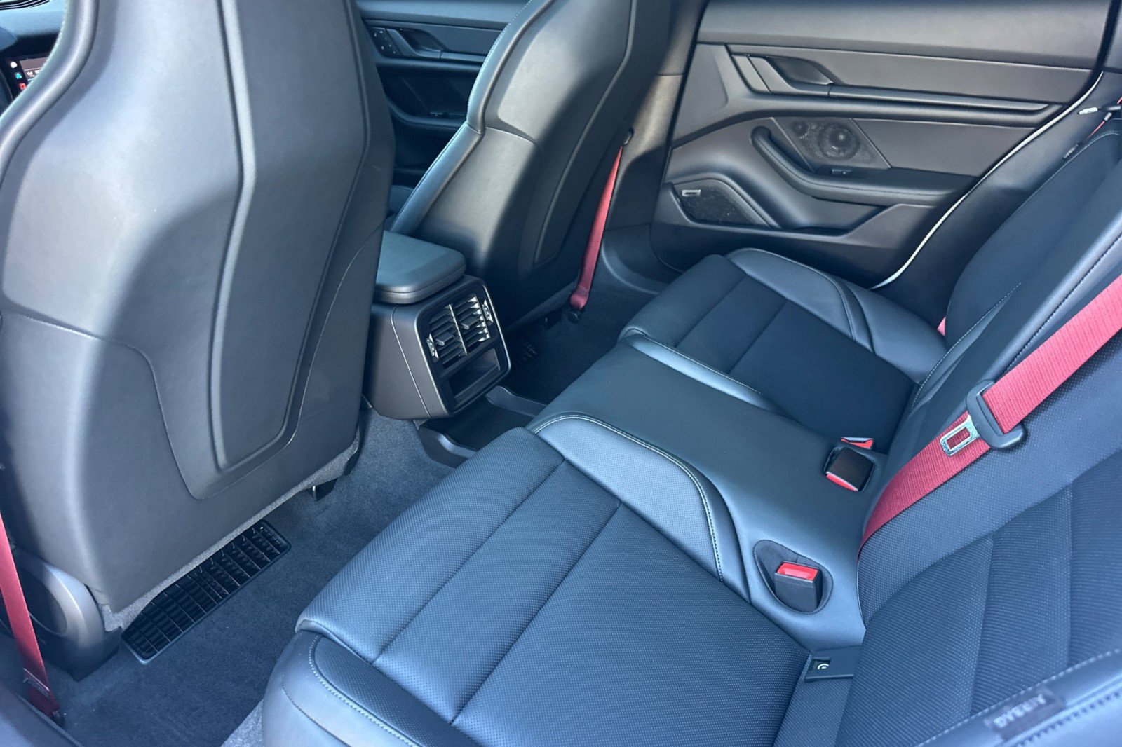 Certified 2023 Porsche Taycan w/ Premium Package RWD image 13