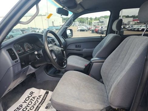 Used 2000 Toyota 4Runner 2WD image 12