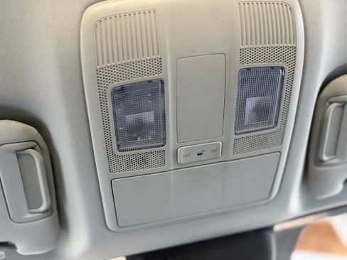 Used 2019 MAZDA CX-5 Touring image 34