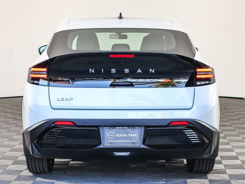 New 2026 Nissan Leaf SV+ w/ Floor Mat Package (SV+) image 7