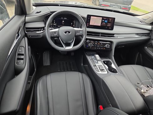 Used 2026 INFINITI QX60 Luxe FWD image 8