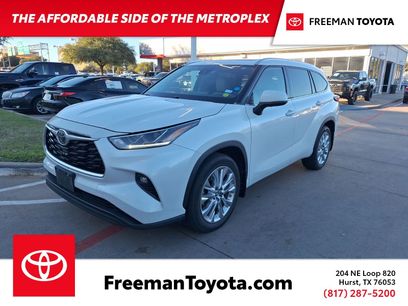 Used 2023 Toyota Highlander L