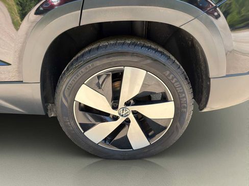 Used 2025 Volkswagen Taos S AWD/4WD image 23