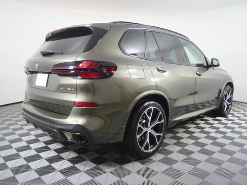 Used 2026 BMW X5 xDrive50e w/ Executive Package AWD/4WD image 5