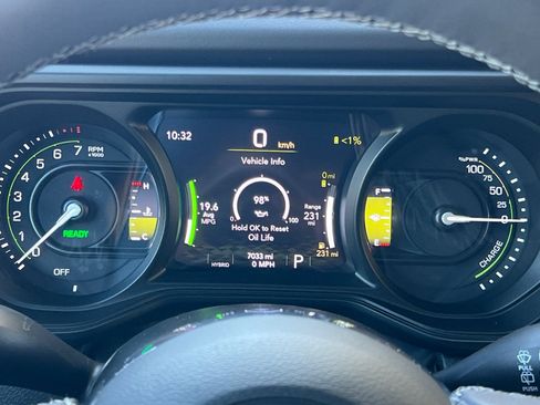 Used 2025 Jeep Wrangler Unlimited Sahara w/ Safety Group image 24