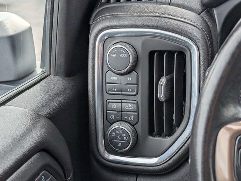 Used 2021 Chevrolet Silverado 2500 High Country w/ Z71 Off-Road Package AWD/4WD image 20