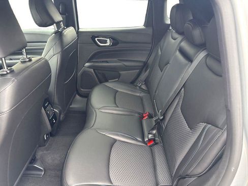 New 2026 Jeep Compass Latitude AWD/4WD image 10