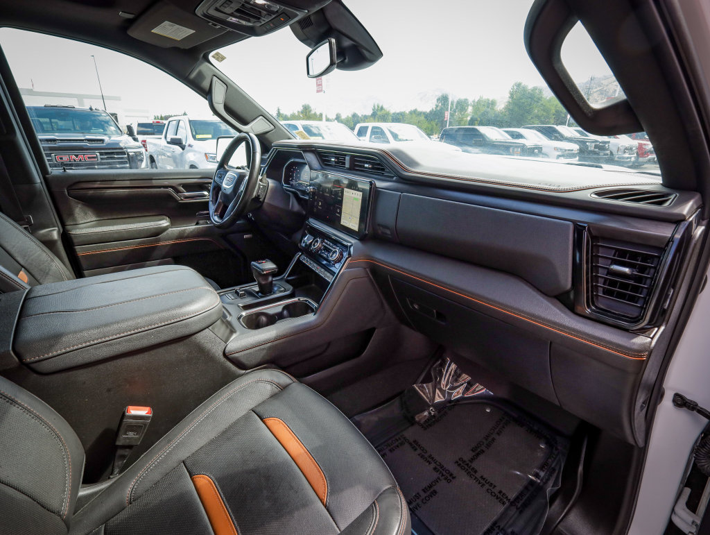 Used 2023 GMC Sierra 1500 AT4 w/ AT4 Preferred Package AWD/4WD image 23