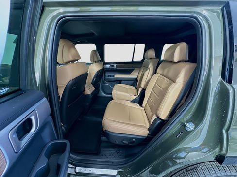 New 2026 Hyundai Santa Fe Calligraphy image 17