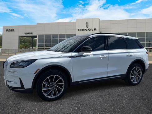 New 2026 Lincoln Corsair Premiere image 7