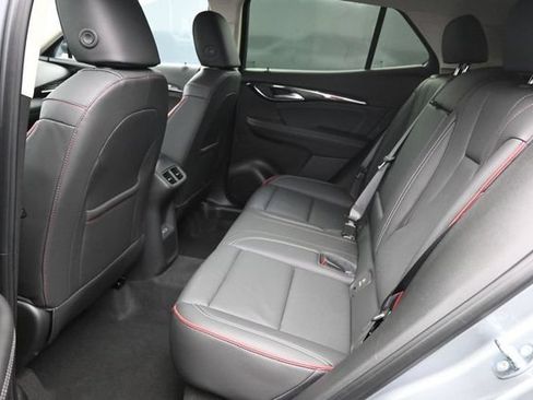 Used 2023 Buick Envision Essence w/ Technology Package I AWD/4WD image 18