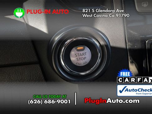 Used 2023 Nissan Titan SV w/ SV Convenience Package image 25