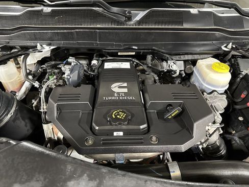Used 2024 RAM 3500 Big Horn AWD/4WD image 24