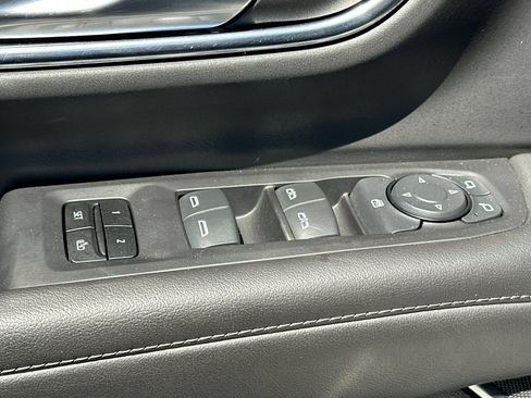 Used 2024 Chevrolet Tahoe LT RWD image 14