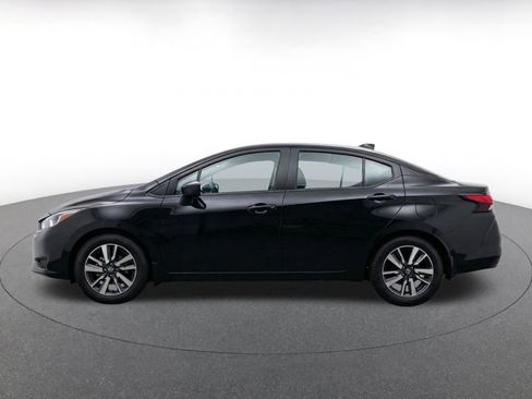 Used 2025 Nissan Versa SV FWD image 4