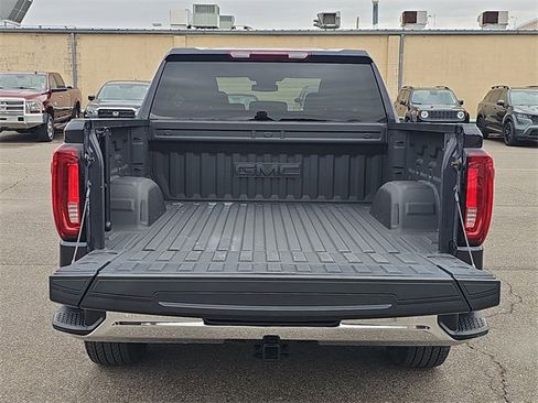 Used 2023 GMC Sierra 1500 SLT w/ SLT Premium Package image 25