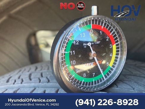 Used 2025 Hyundai Santa Fe Calligraphy FWD image 41