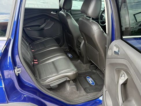 Used 2014 Ford Escape Titanium w/ Equipment Group 401A FWD image 13
