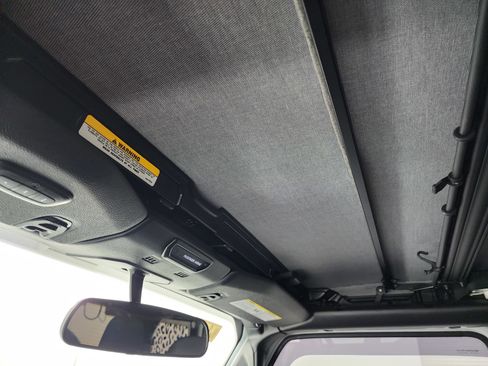 Used 2020 Jeep Wrangler Unlimited Rubicon w/ LED Lighting Group AWD/4WD image 13