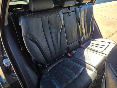 Used 2014 BMW X5 xDrive35d image 27