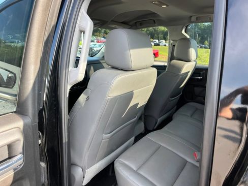 Used 2017 GMC Sierra 1500 4x4 Double Cab w/ Sierra Convenience Package image 8
