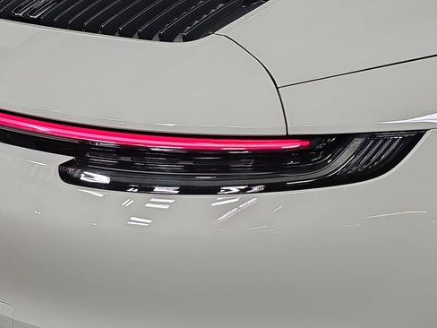 Certified 2024 Porsche 911 Targa 4 GTS AWD/4WD image 30