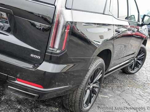 Used 2025 Cadillac Escalade Sport image 8