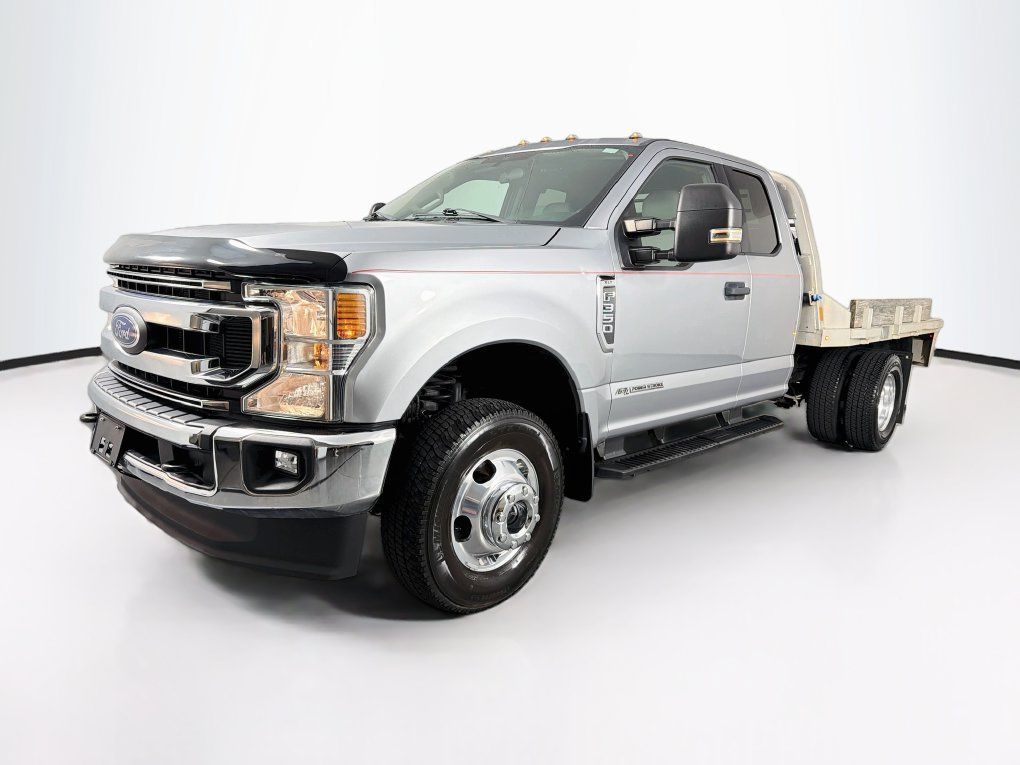Used 2022 Ford F350 XLT AWD/4WD image 3