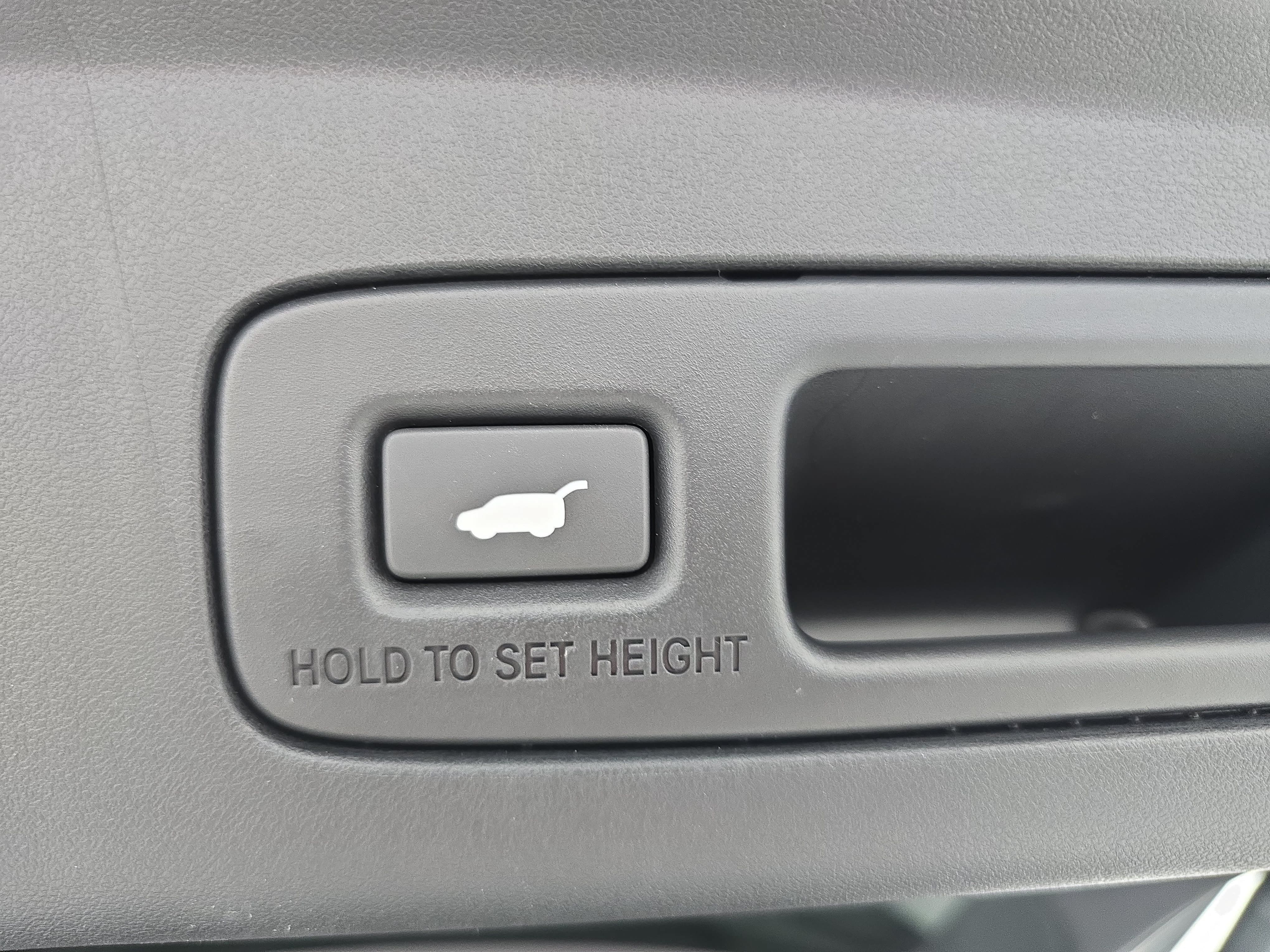 Certified 2025 Acura ADX FWD image 13
