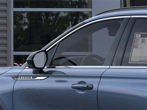 New 2026 Lincoln Corsair Premiere image 20