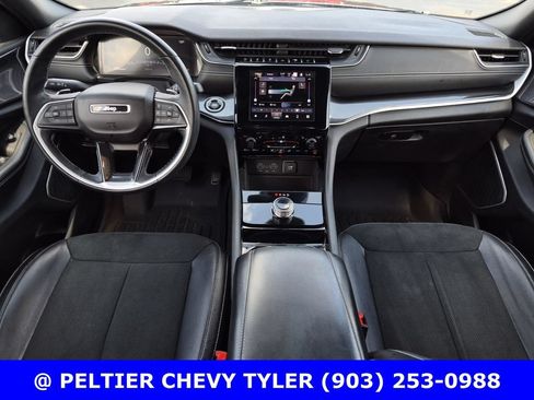 Used 2021 Jeep Grand Cherokee L Laredo AWD/4WD image 38