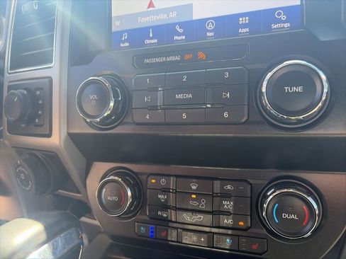 Used 2019 Ford F150 Lariat AWD/4WD image 17