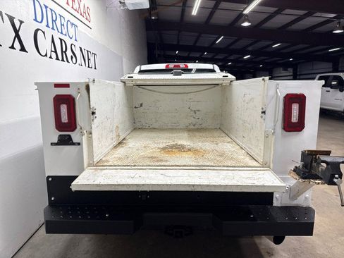 Used 2018 Chevrolet Silverado 2500 W/T w/ WT Fleet Convenience Package AWD/4WD image 9