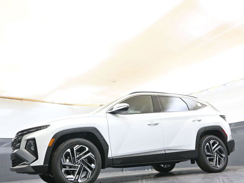 New 2026 Hyundai Tucson Limited image 41