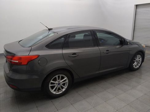 Used 2016 Ford Focus SE FWD image 10