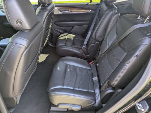 Used 2020 Cadillac XT6 Sport w/ Platinum Package AWD/4WD image 25
