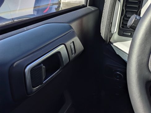 New 2025 Ford Bronco Heritage Edition image 40