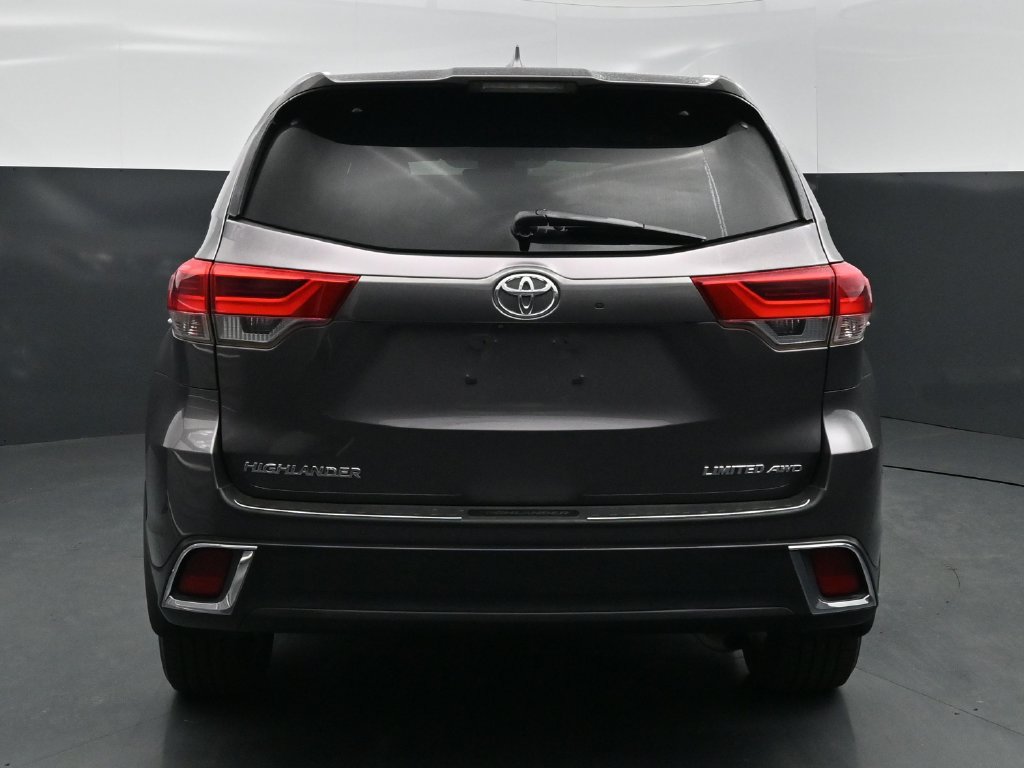 Used 2019 Toyota Highlander Limited AWD/4WD image 6