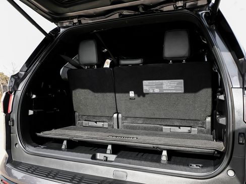 Used 2023 Toyota Sequoia Platinum image 61