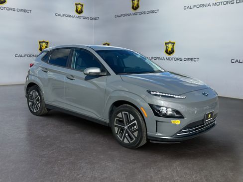 Used 2023 Hyundai Kona SE w/ Cargo Package image 7