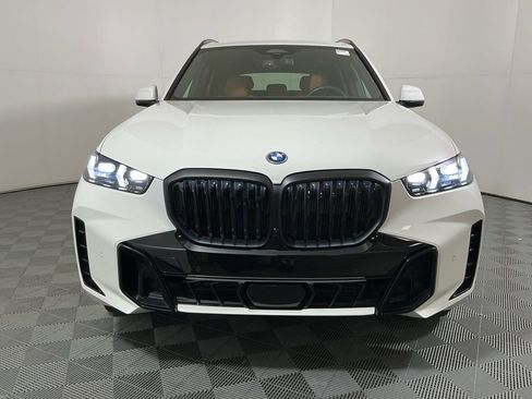 Certified 2026 BMW X5 xDrive50e w/ M Sport Package AWD/4WD image 30