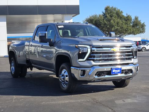 New 2026 Chevrolet Silverado 3500 LTZ w/ LTZ Texas Edition image 2