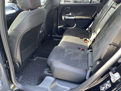 Used 2024 Mercedes-Benz GLB 250 image 38