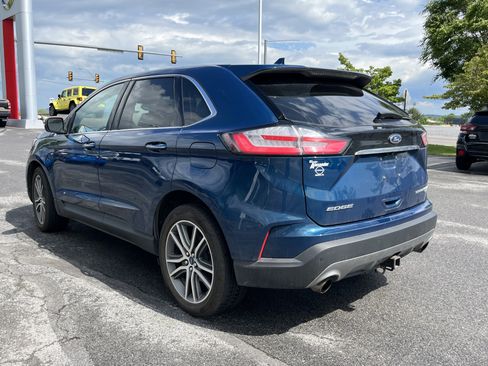 Used 2020 Ford Edge Titanium w/ Class II Trailer Tow Package AWD/4WD image 9